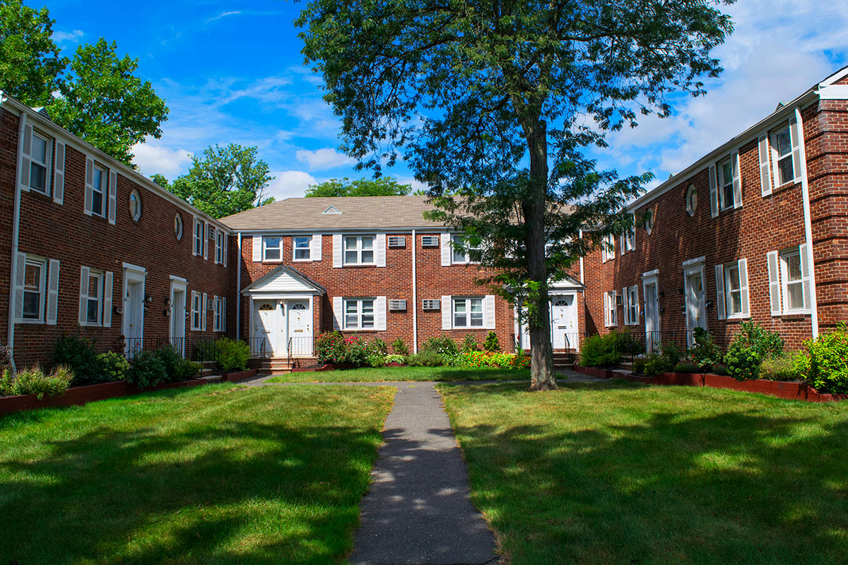 Apartment Photo Gallery Brookside Gardens In Somerville Nj